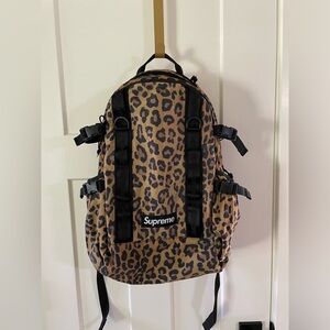 Supreme Backpack leopard print FW20